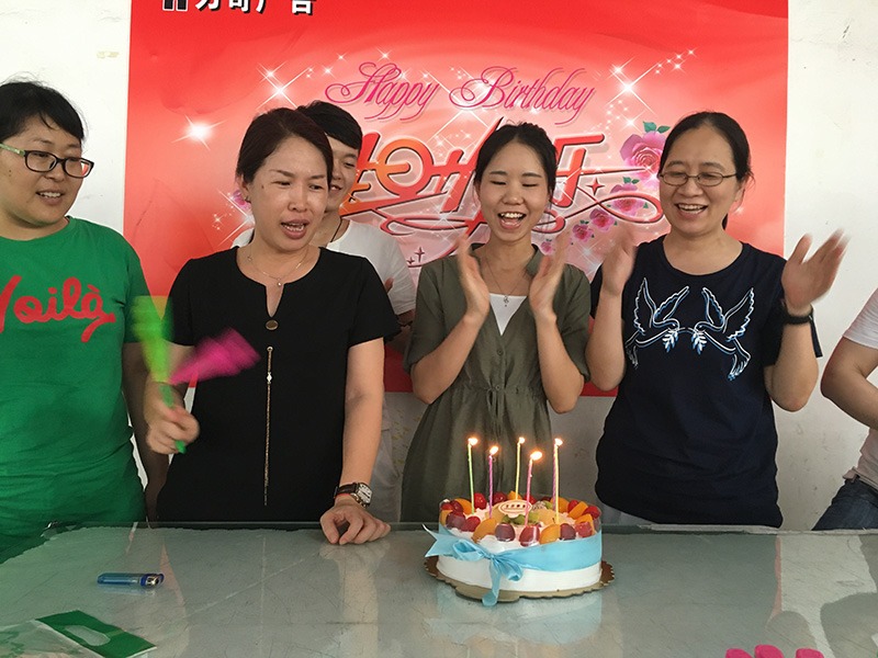 力奇廣告噴繪-材料倉庫